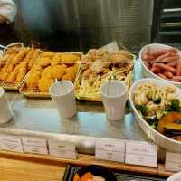 北海道の名物料理が全部揃う！コスパ最強朝食バイキング