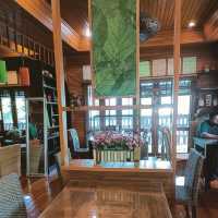 เรือนไม้กาแฟ  Cafe at wood จิบแฟแลบ้านไม้