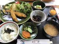 🍽 來吃富士西湖出產的湖魚 — ミサキ(岬)