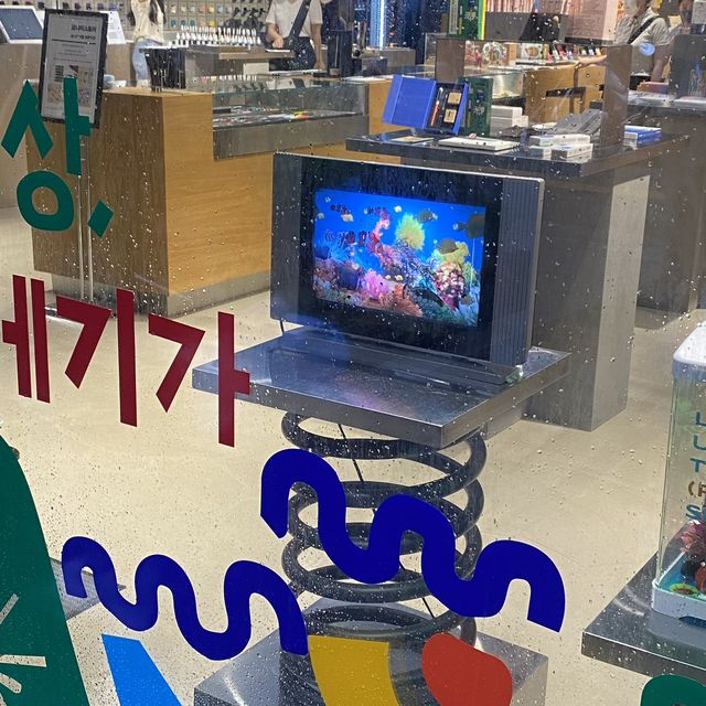 모나미스토어 성수