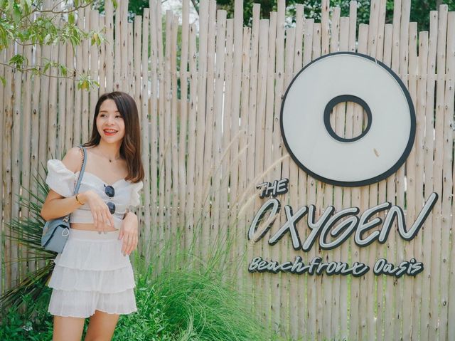 The Oxygen Pattaya คาเฟ่ริมทะเลสไตล์ tropical