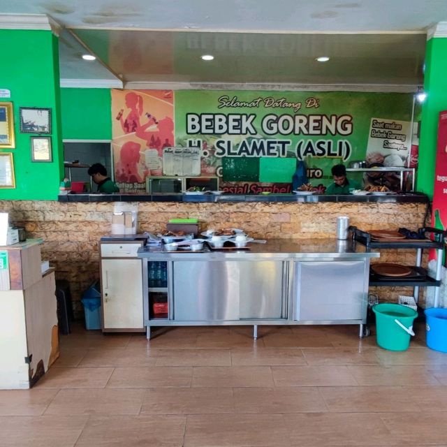 Bebek Goreng H. Slamet