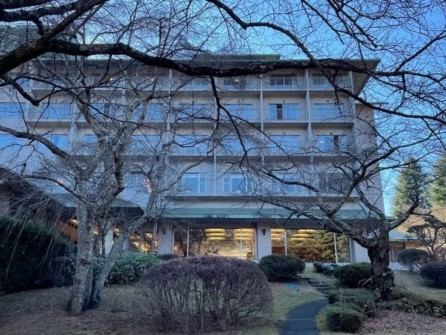 四周環境清幽嘅Fuji View Hotel🗻