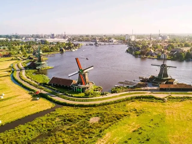 Visit Zaanse Schans