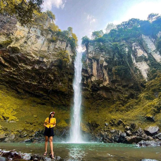 air terjun putri malu