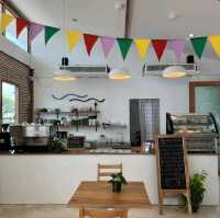 พาหวานใจเที่ยวคาเฟ่ ก่อนลงเกาะ