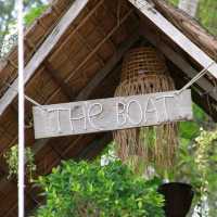 The Boat Coffee by The Nine Thipthara cafe&restaur