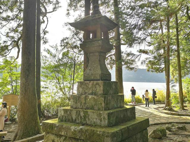 Beautiful Shrine in Hakone 