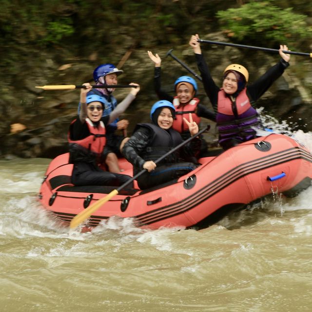 Kiulu White Water Rafting  (Level 1 - 2) 