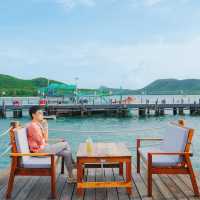 Samaesan Marina ที่พักติดทะเลมินิมอลสไตล์บาหลี