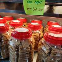 Eaton Bakery Yummy Tambun Biscuits 