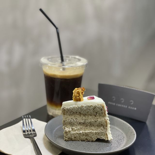 日系清水混凝土風咖啡店☕️