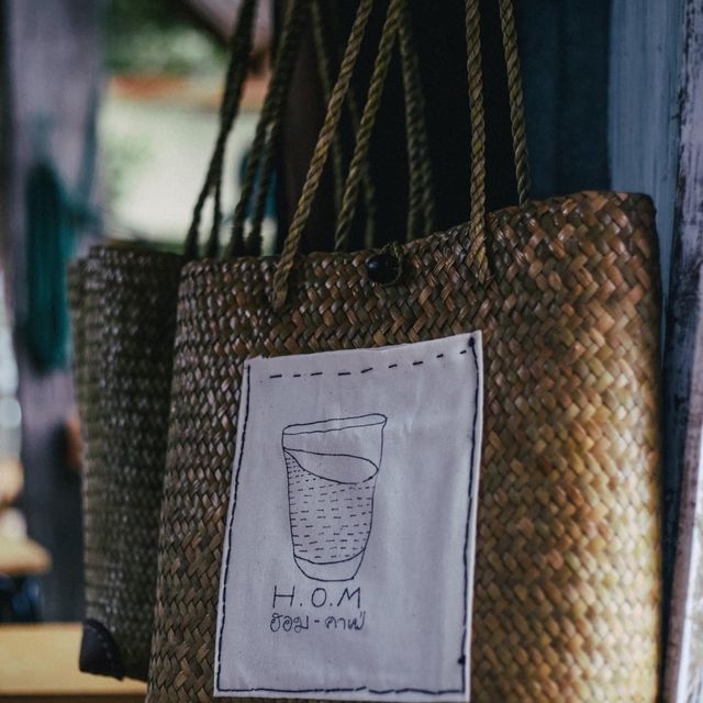 Hom Cafe | Kalasin. คาเฟ่กลางท้ง