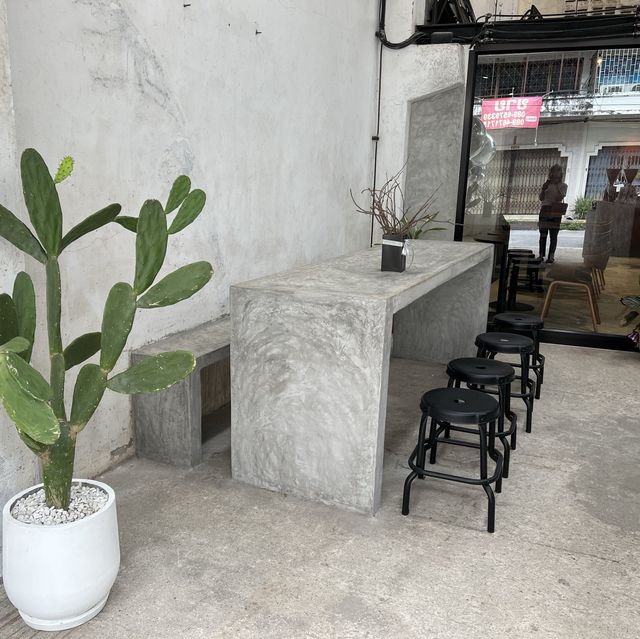 Krane cafe ค่าเฟ่โรงเหล็ก 