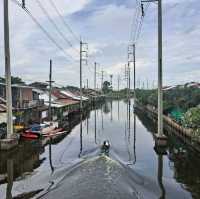 ตลาดเก่าริมน้ำหัวตะเข้