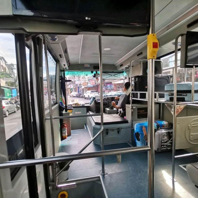 นั่ง Phuket Smart Bus ไปดูอาทิตย์ตกที่แหลมพรหมเทพ