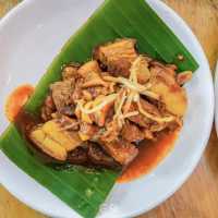 Kaosoy Bangsaen ข้าวซอยบางแสน