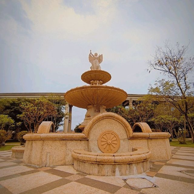 Xinqiao Civic Square 