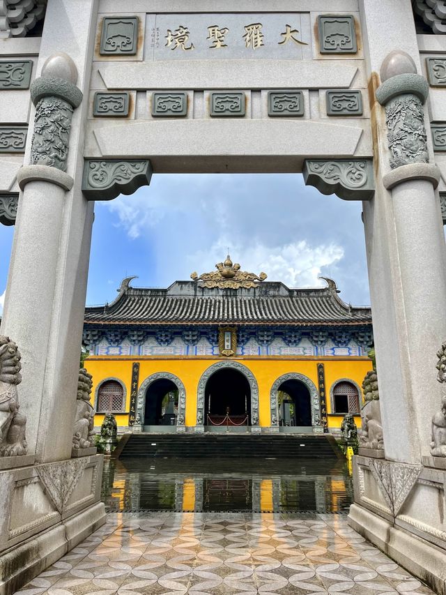 One of the best temples in Hainan💚