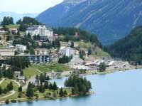 阿爾卑斯山冬季旅遊發源地瑞士聖莫里茨
