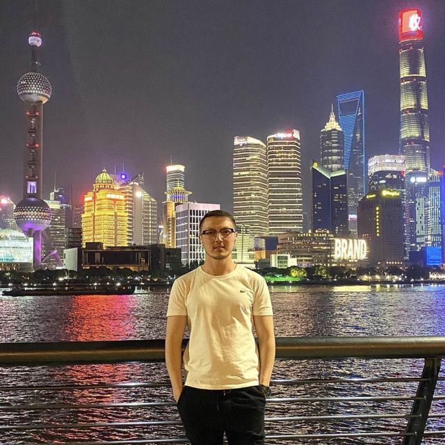 !!! GO TO SHANGHAI BUND NOW !!!