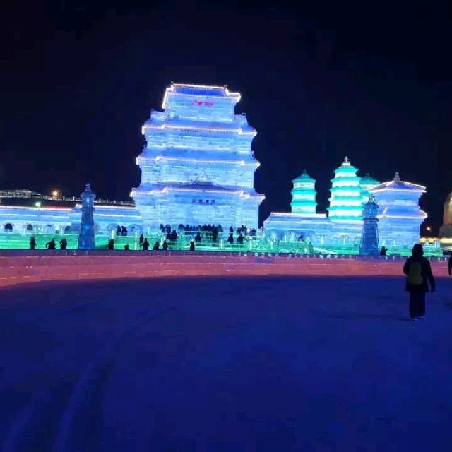 HARBIN Winter Wonderland Ice Festival!  HARBIN Winter Wonderland Ice Festival!