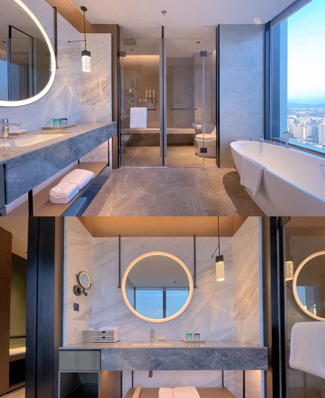 Is the Marriott Hotel in Jinhua worth staying at?