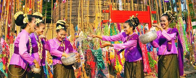 清邁蘭納文化遊行｜2024泰國潑水節活動 | 清邁古城