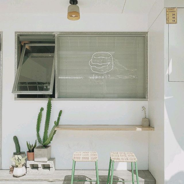 BARON COFFE,MAKASSAR
