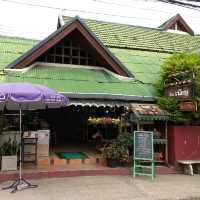 ร้านเฮือนเพ็ญ