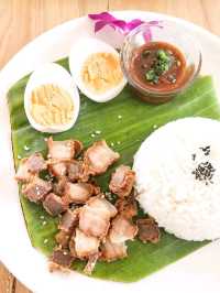 🥥 About Coco Cafe' & Bistro