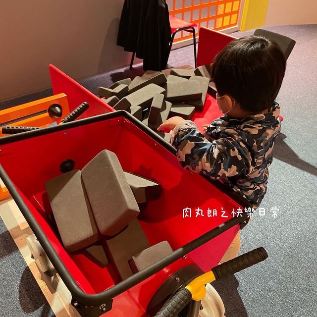 【假日親子遊】 一齊去做小小工程師
