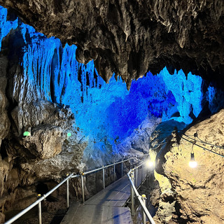 [Okinawa, Main Island] A mysterious world unfolds in the limestone cave