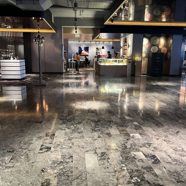 又大又靚栢寧酒店
