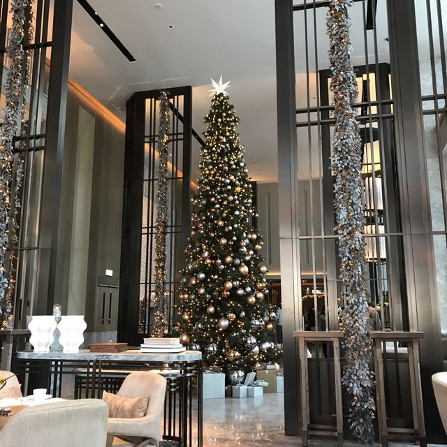 The Drawing Room at St Regis Hong Kong afternoon tea