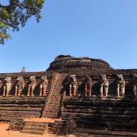 แต่งชุดไทย ไปเที่ยวเมืองเก่า