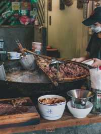 บะหมี่สูตรลับเผ็ดร้อนสไตล์จีนเนื้อตุ๋นนุ่มละลาย