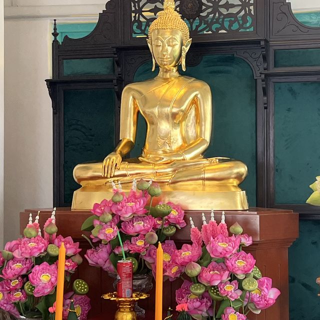 ไหว้พระวัดสุทัศน์