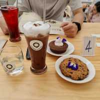 Comma Café Luangprabang