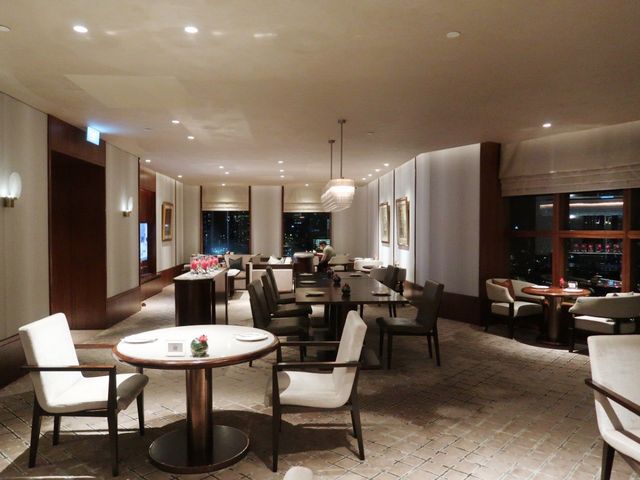 Conrad Centennial Club Lounge, Singapore
