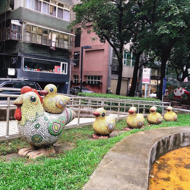 🐶🐰🐻🐤🐧可愛小動物的裝置藝術🎨台北捷運中山站線形公園 Zhongshan Linear Park