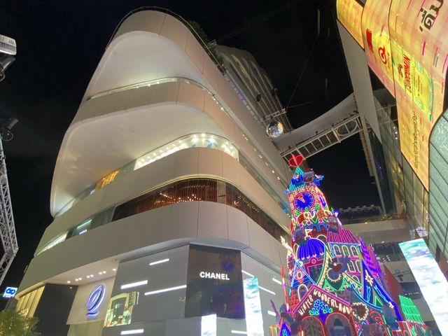 The EmQuartier ห้างดังย่านพร้อมพงษ์