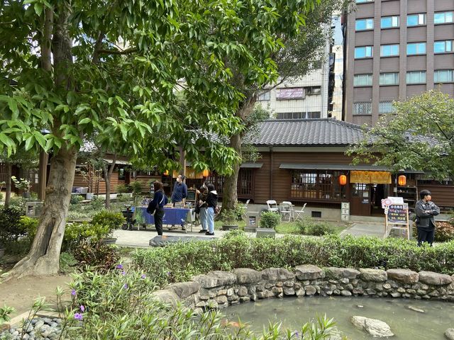 桃園藝文町-散步及用餐的好去處
