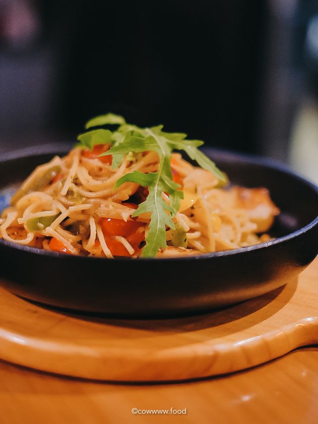 【#灣仔美食：角落格調Cafe小店🪟✨】