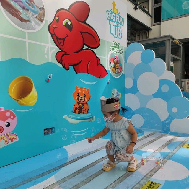 一個地點兩個展覽
