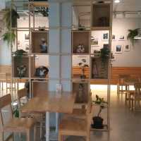 Cafe' Nuon Chan  ซ.นวลจันทร์  เขตบึงกุม  กรุงเทพฯ