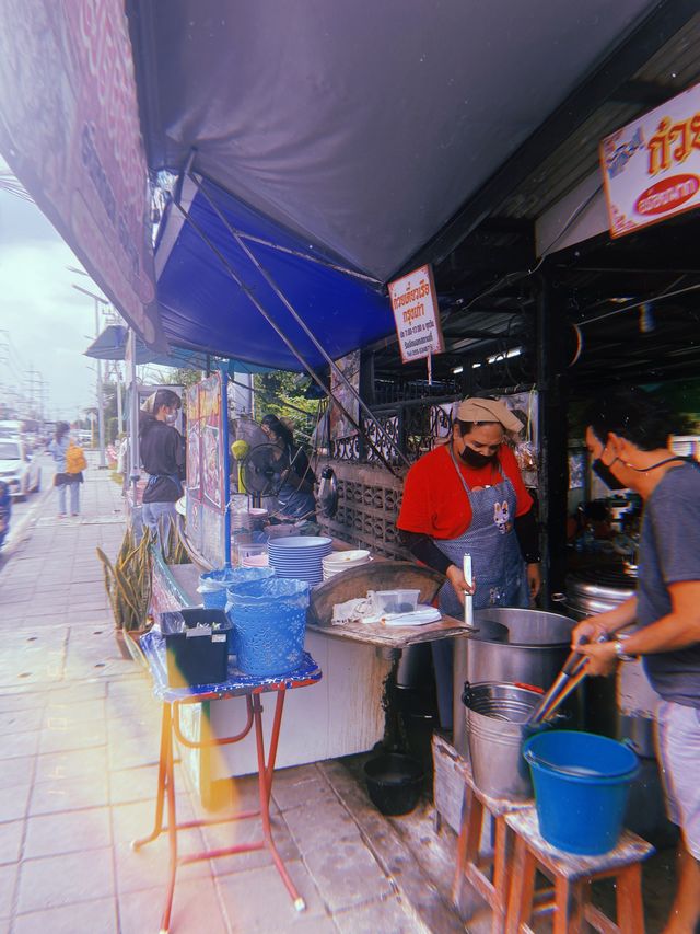 มากินกะเต๋วเรือกันมั้ยยย 🍜🍲 🛶