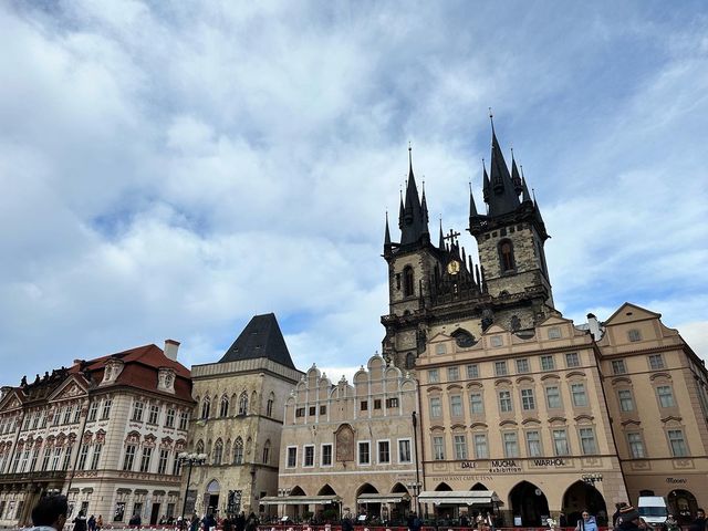 捷克景點-布拉格廣場