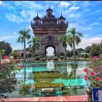 Patuxay Victory Monument 