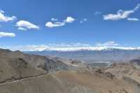 On the way to nubra Valley 